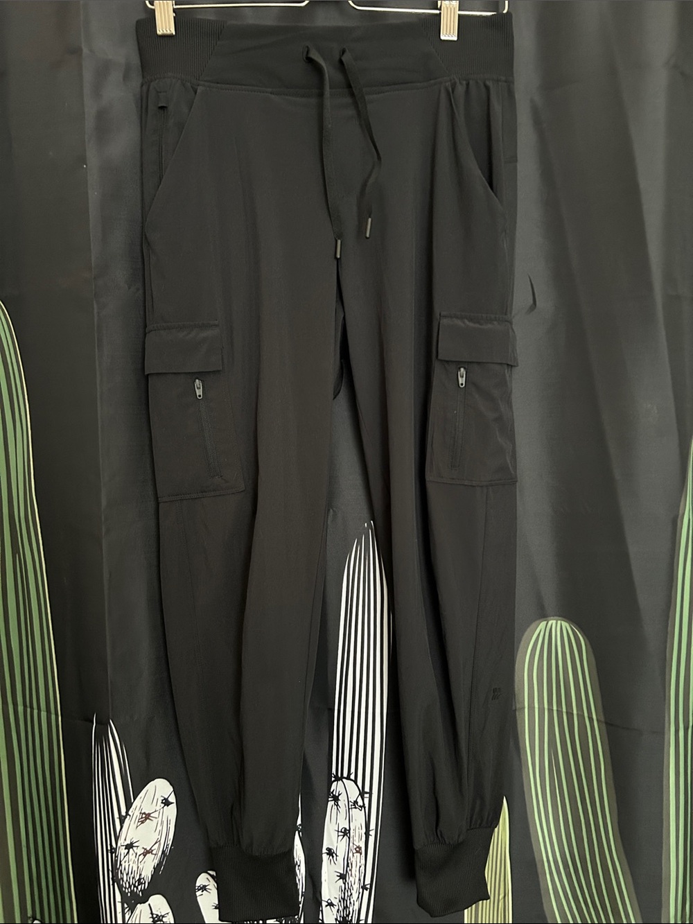 All In Motion Women’s Cargo Joggers Size Small
